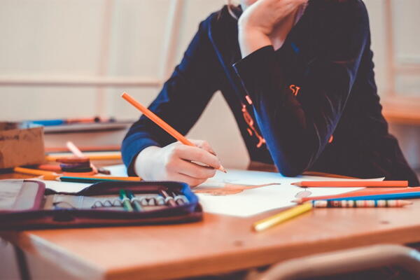 Bild vergr&ouml;&szlig;ern: Symbolfoto Schule: Pixaby