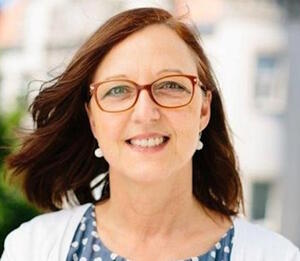 Bild vergr&ouml;&szlig;ern: Foto: Juristin Elke Pohl informiert umfassend über Vorsorgevollmacht und Patientenverfügung.