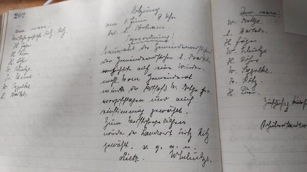 Bild vergr&ouml;&szlig;ern: Bild (© privat): Gemeindeheimatpfleger Wilhelm Knigge