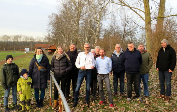 Bild vergr&ouml;&szlig;ern: Foto (© Gemeinde Lehre): Fußballkäfig für die Gemeinde Lehre