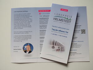 Bild vergr&ouml;&szlig;ern: Foto (© Gemeinde Lehre): Flyer 190 Jahre Landkreis Helmstedt