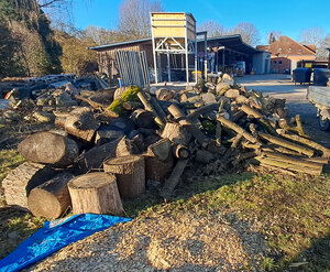 Bild vergr&ouml;&szlig;ern: Das zu versteigernde Brennholz kann auf dem Bauhof nach Terminabsprache besichtigt werden.