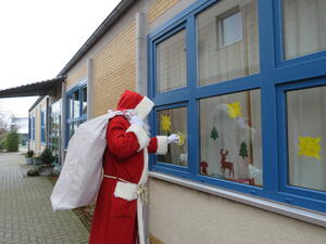 Bild vergr&ouml;&szlig;ern: Nikolaus_Feuerwehr