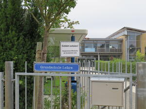 Bild vergr&ouml;&szlig;ern: Grundschule in Lehre