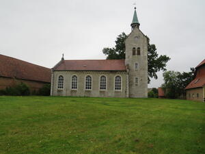 Bild vergr&ouml;&szlig;ern: Foto (© Gemeinde Lehre): In Groß Brunsrode wird voraussichtlich im November der neue Spielplatz an der Kirche eingeweiht.